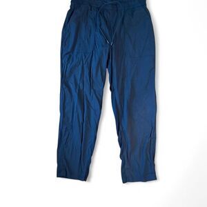 Lululemon Women's Trousers